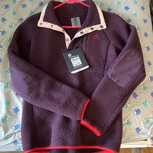Woods howser spire sherpa fleece top in plum perfect - size XS
